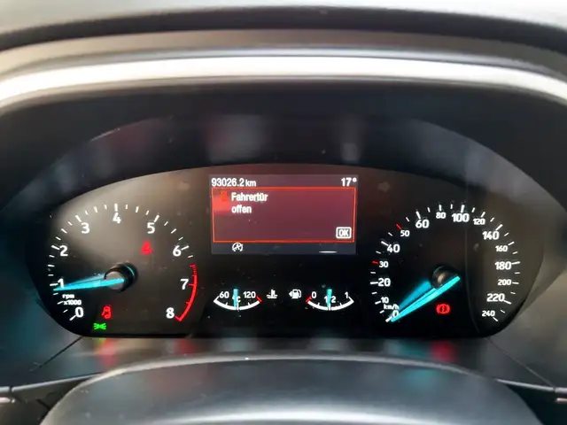 Ford Focus view 7