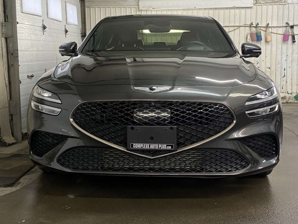 2022 Genesis G70