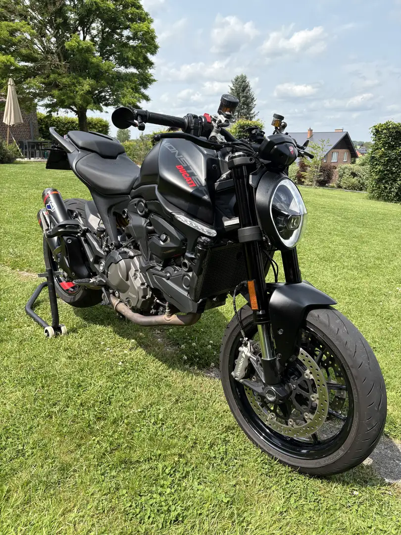 Ducati Monster 937 - 1