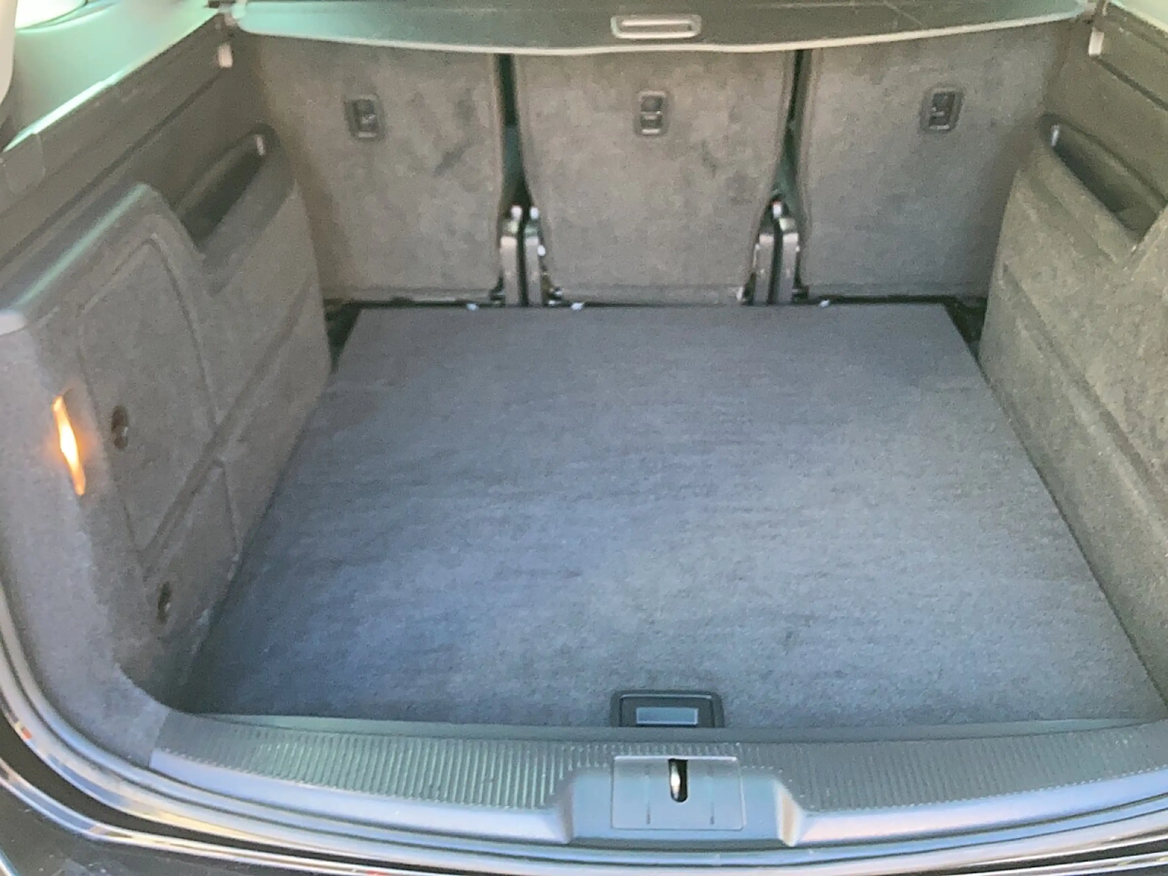 Volkswagen Sharan Business SCR 2,0 TDI DSG + tolle Extras! — photo 13