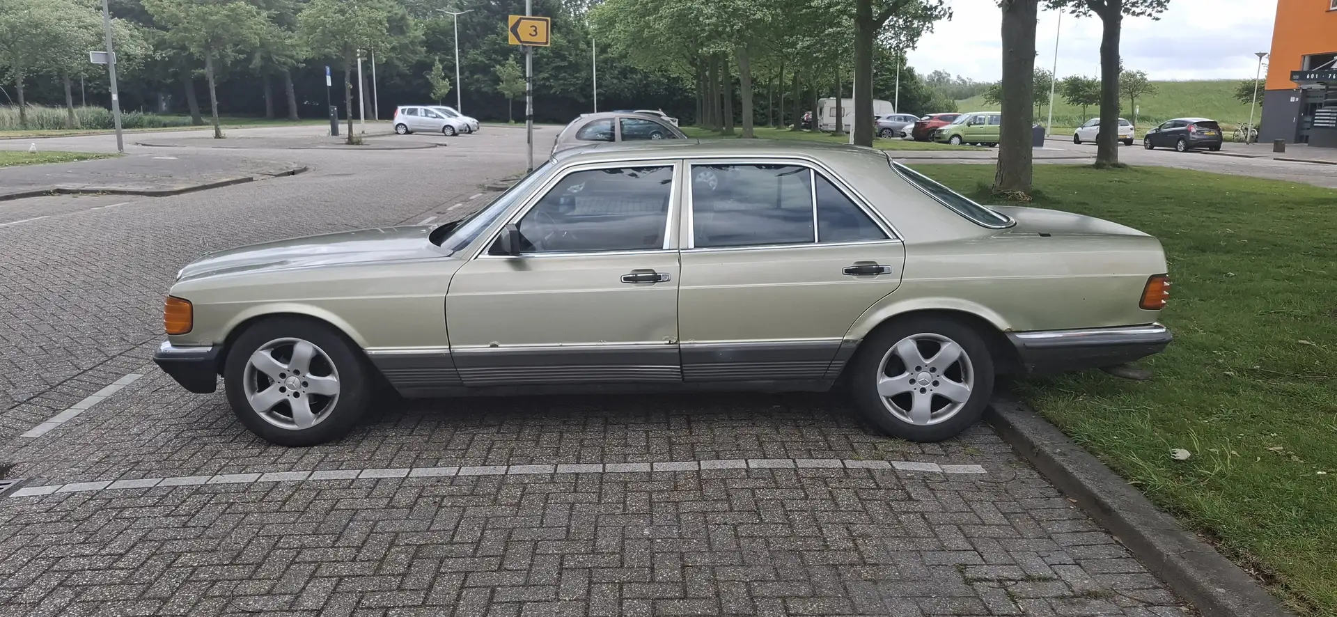 Mercedes-Benz 500 Groen - 2