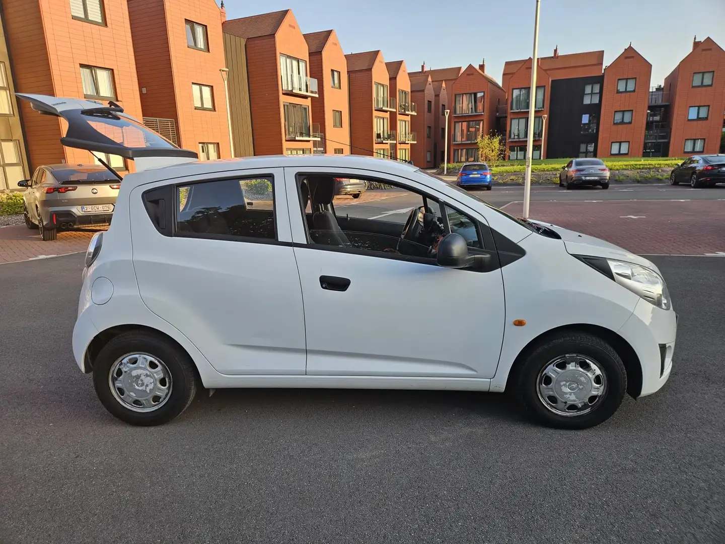 Chevrolet Spark Spark 1.0i Wit - 2