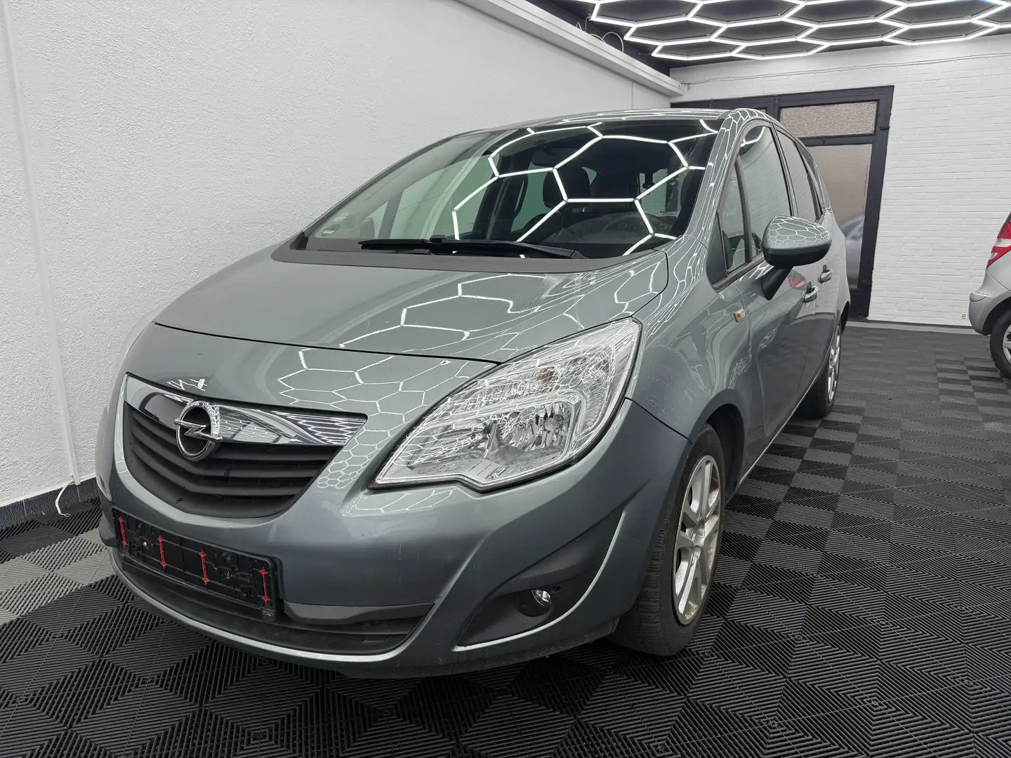 Opel Meriva Design Edition * TÜV * 1.4 * Tempomat * AHK Silber - 2