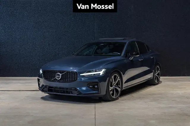 Volvo S60 B5 AWD Ultimate Dark Aut. NAVI | LEDER | H&K Sound