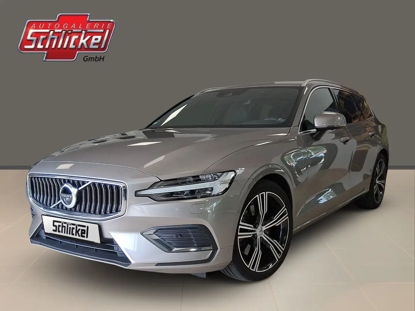 Volvo V60 T8 Inscription Recharge Plug-In Hybrid AWD Leder Grijs - 1