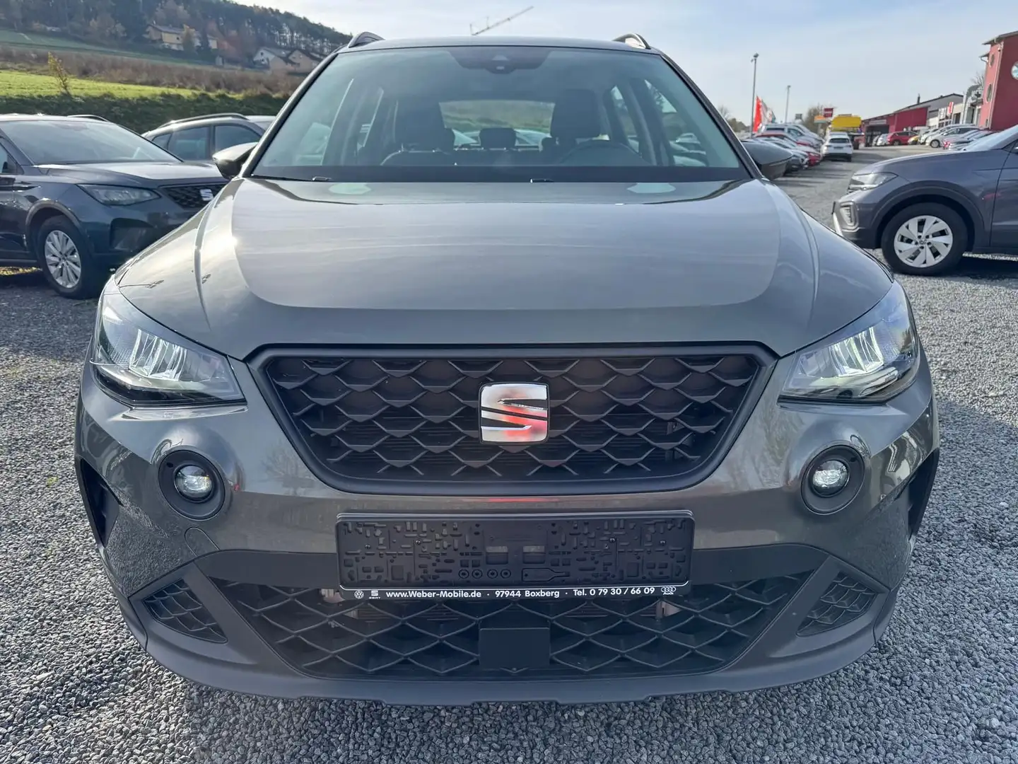 SEAT Arona 1.0 TSI *DSG*STYLE*PDCHI*DAB*TEMPOMAT*FRON Grau - 2