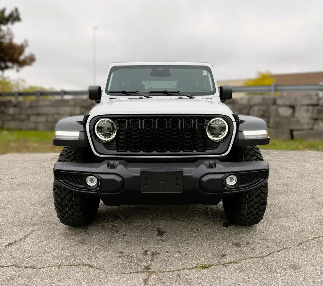 Jeep Wrangler снимка Jeep Wrangler
