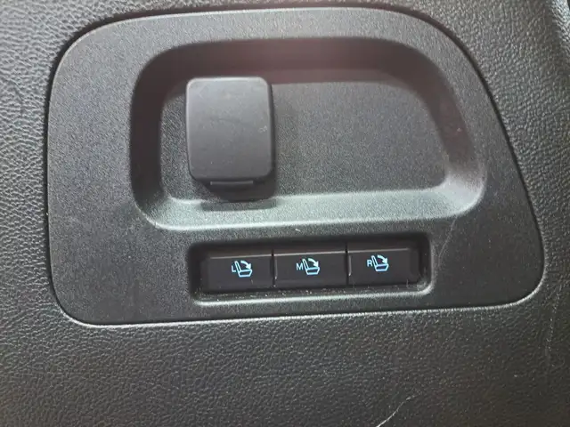 Ford S-Max view 8