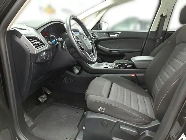 Ford S-Max view 9