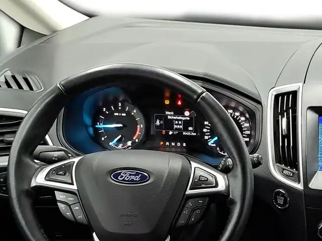 Ford S-Max view 14