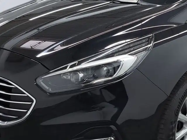 Ford S-Max view 5