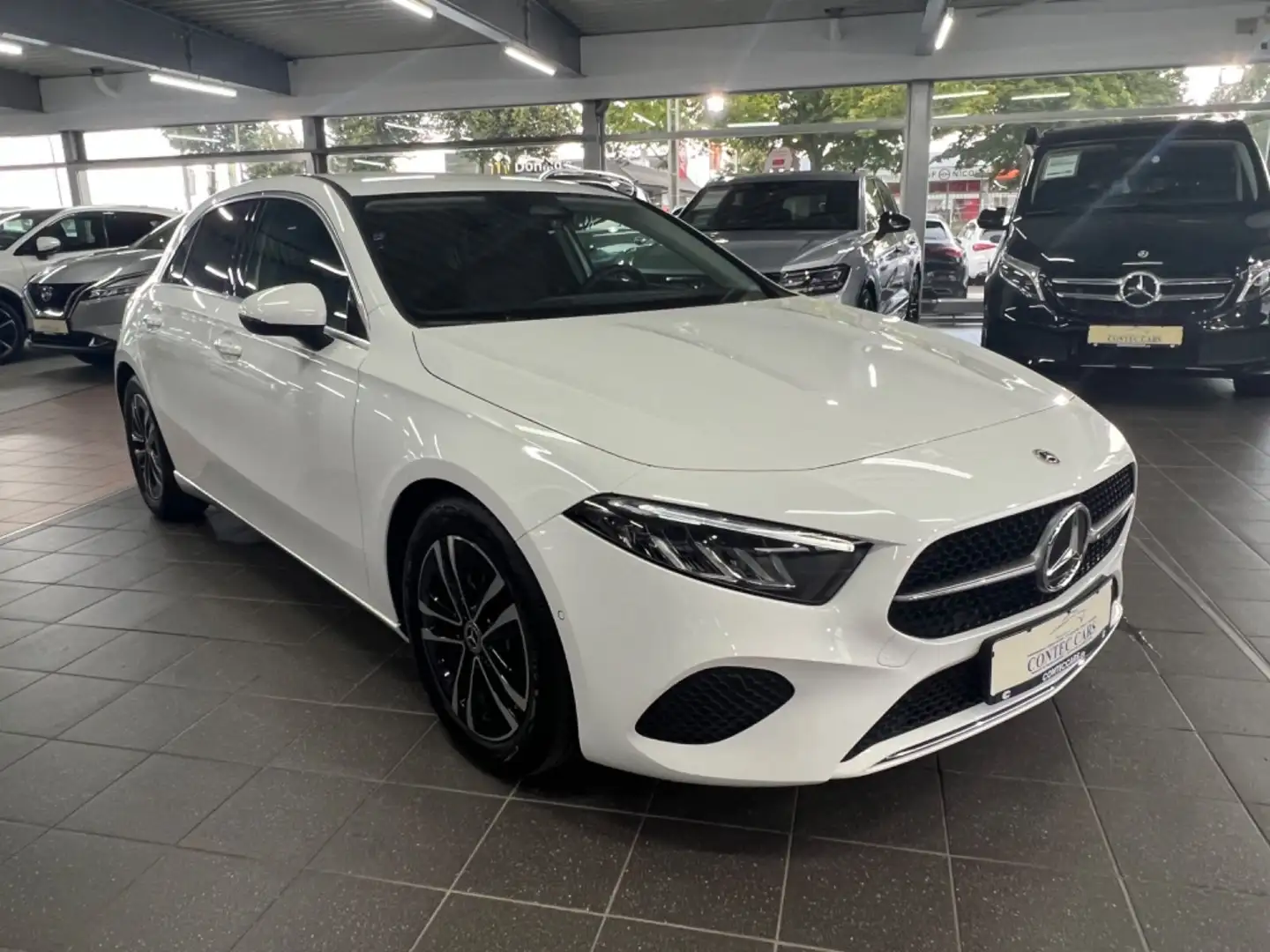 Mercedes-Benz A 180 A 180d Progressive Advanced Volleder+Direktlenk. Blanc - 2