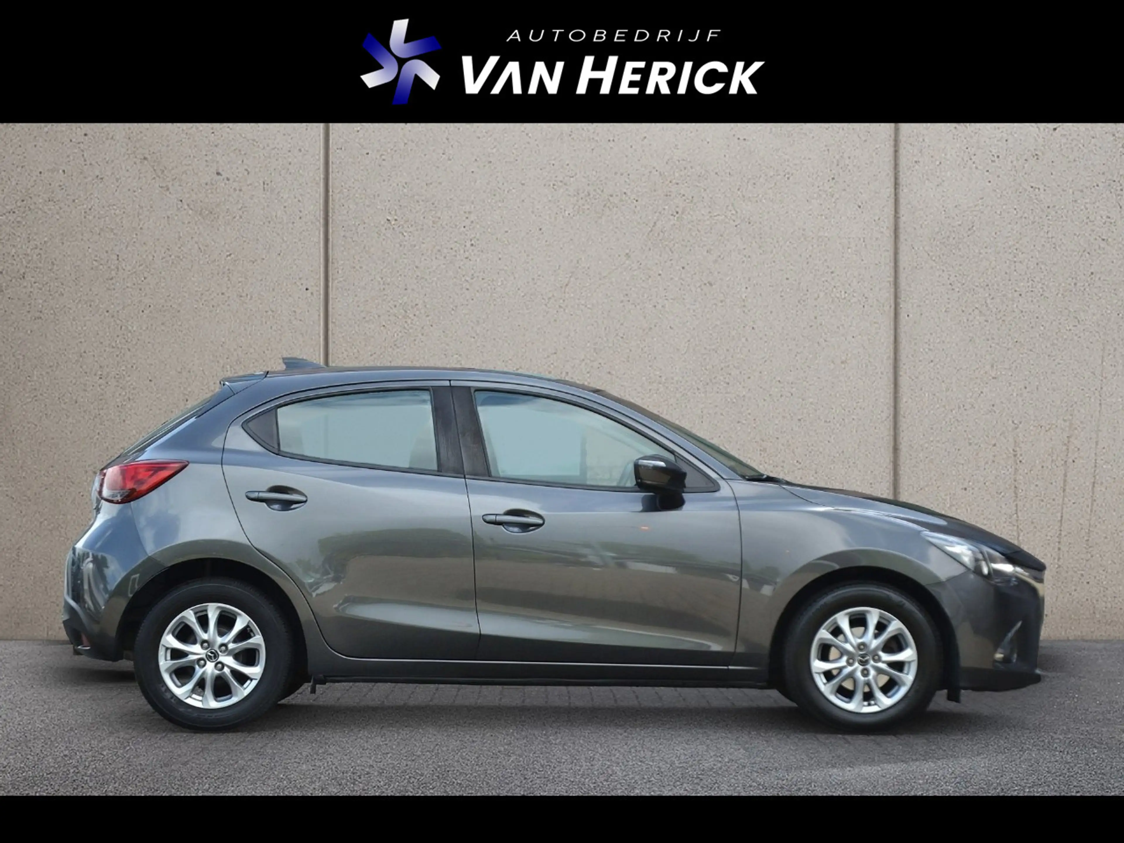 Mazda 2 1.5 Skyactiv-G Dynamic 90PK | Navigatie | Cruise C — photo 3