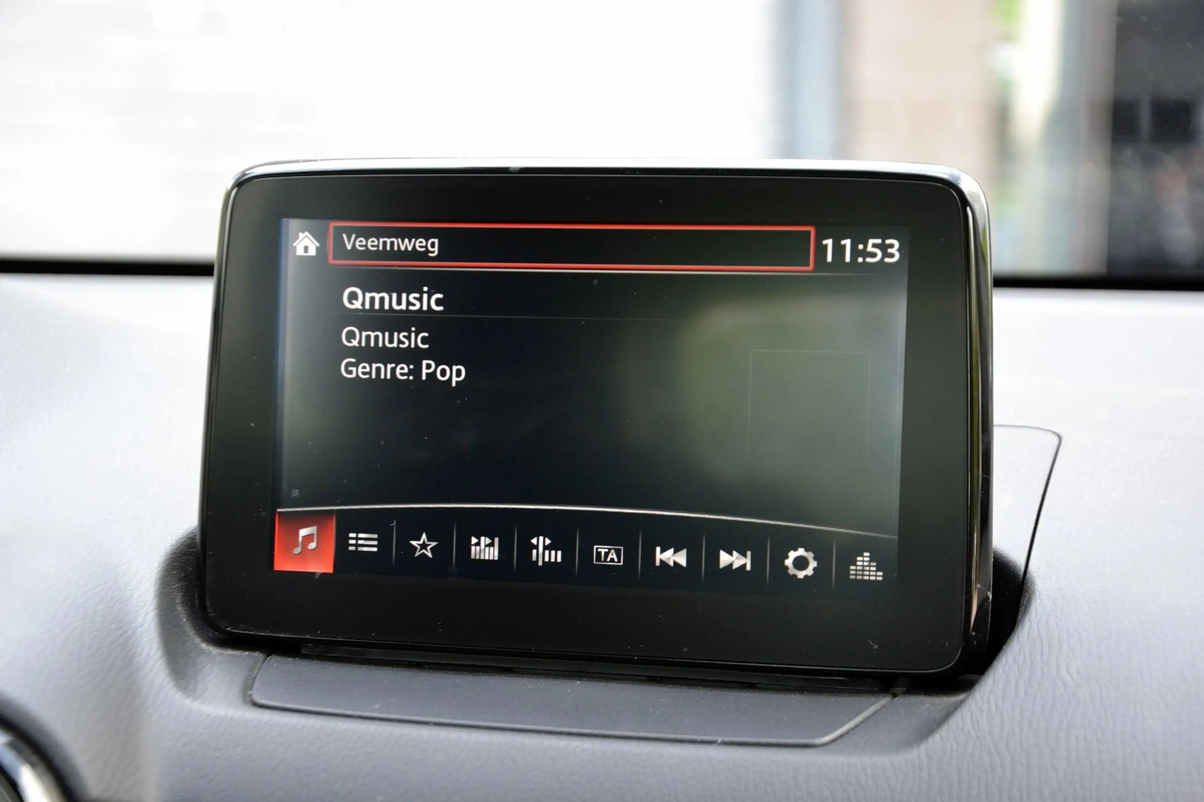 Mazda 2 1.5 Skyactiv-G Dynamic 90PK | Navigatie | Cruise C — photo 12