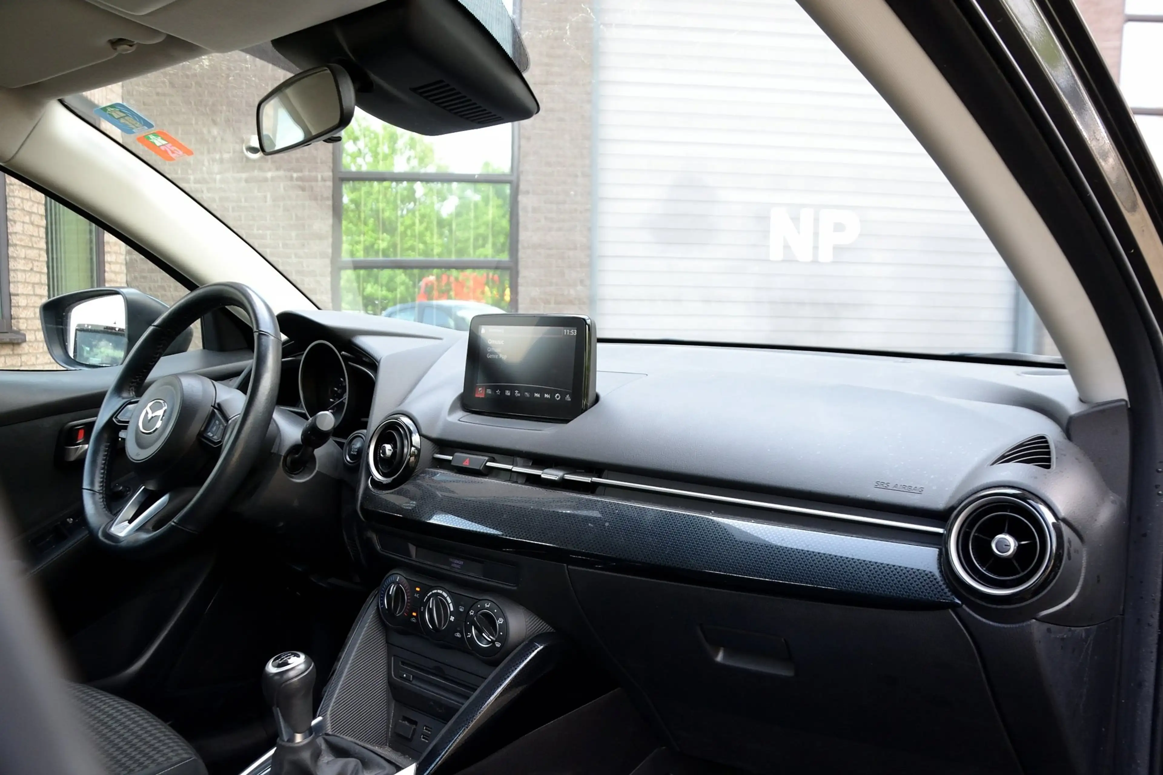 Mazda 2 1.5 Skyactiv-G Dynamic 90PK | Navigatie | Cruise C — photo 10