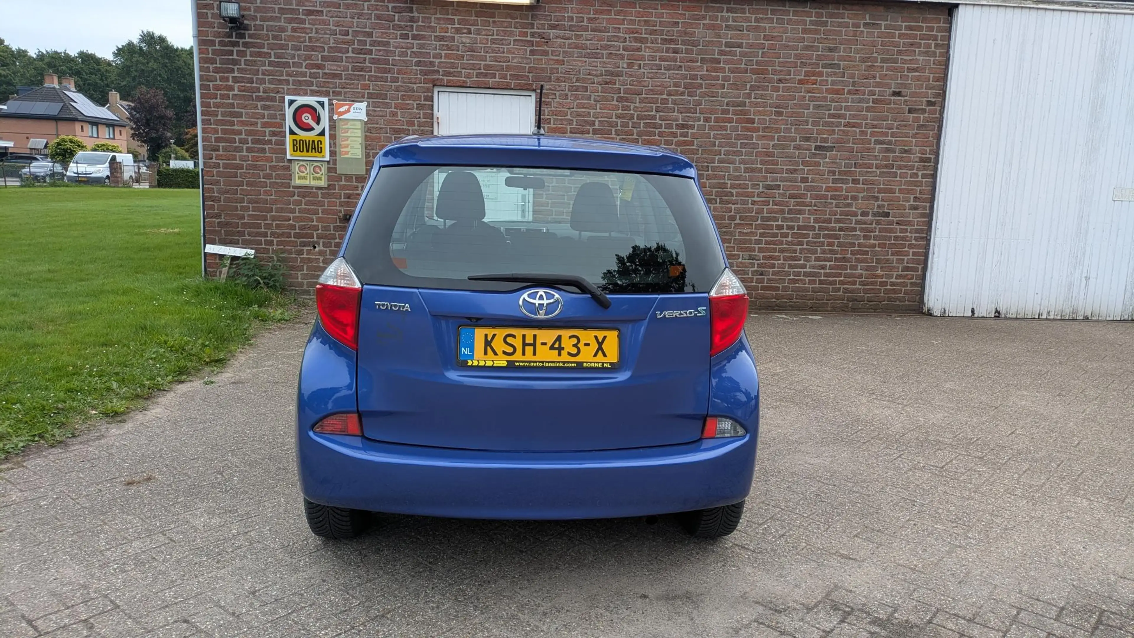 Toyota Verso-S 1.3 VVT-i Aspiration- camera - bluetooth — photo 9