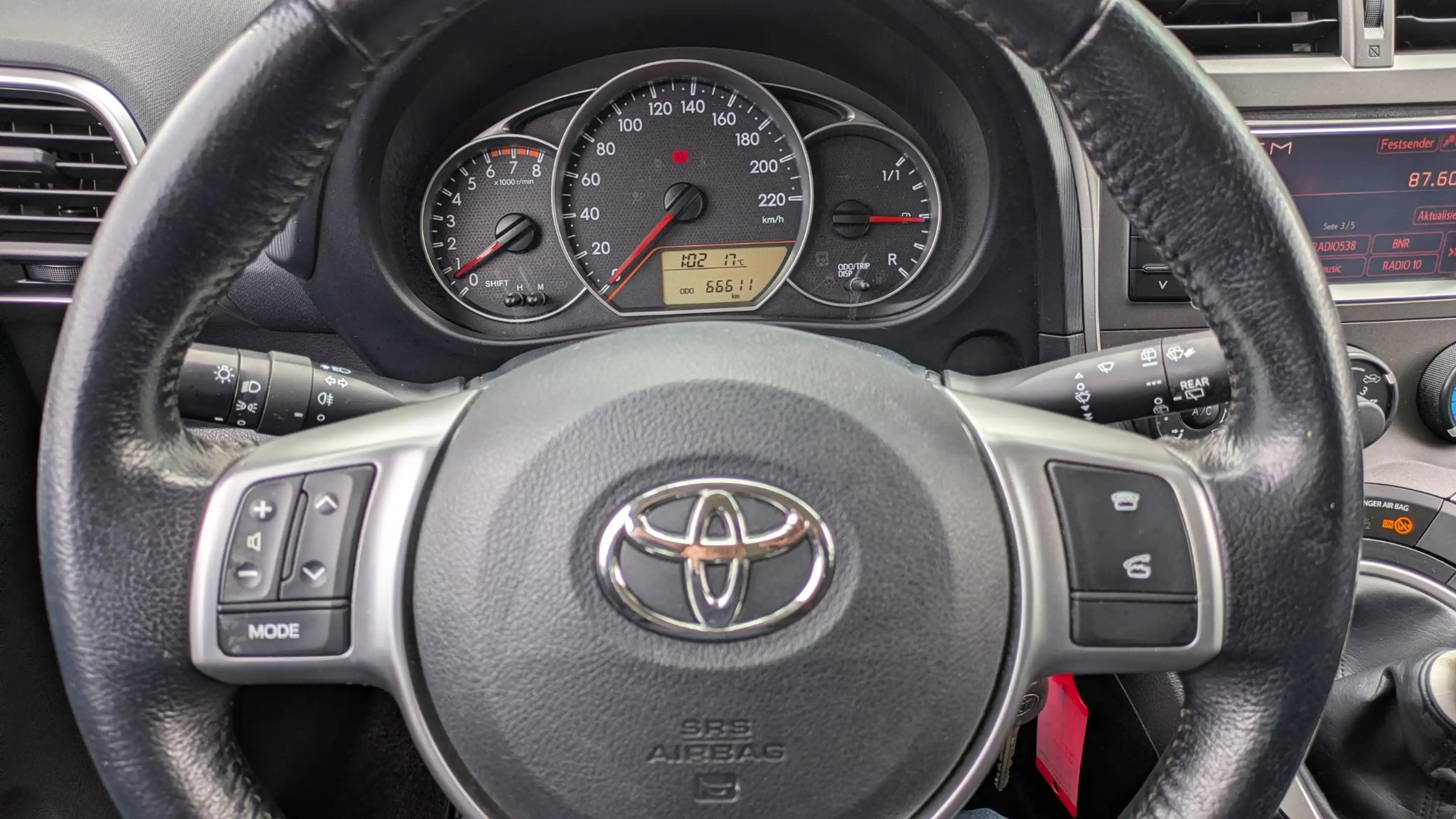 Toyota Verso-S 1.3 VVT-i Aspiration- camera - bluetooth — photo 14