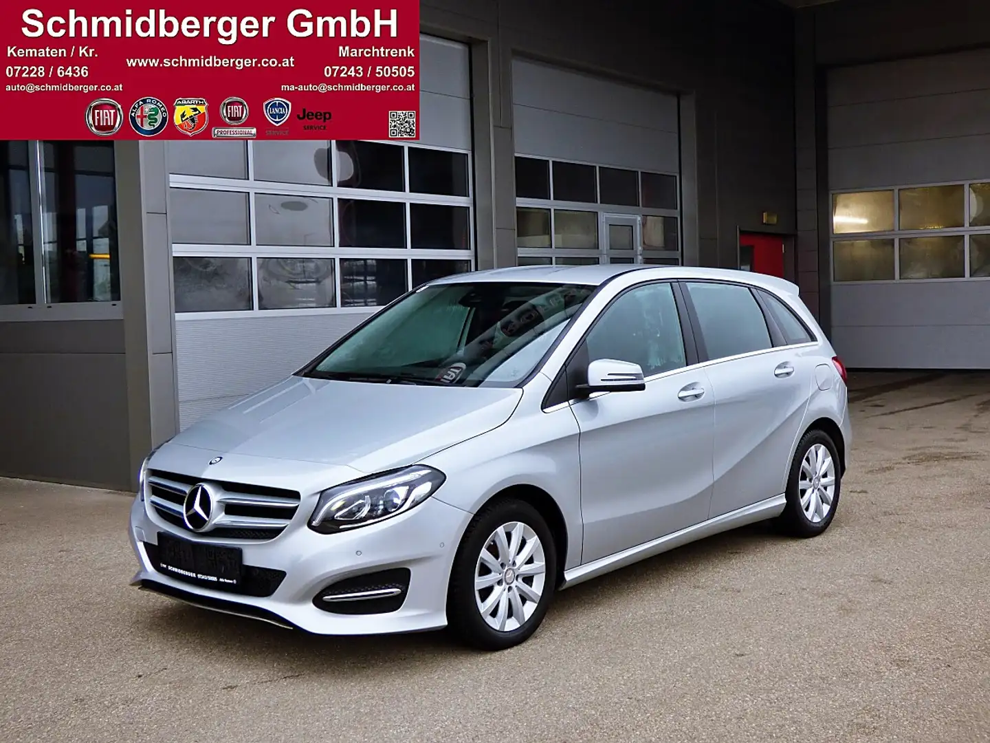 Mercedes-Benz B 200 d Aut. 8-fach/Navi/LED Silber - 1