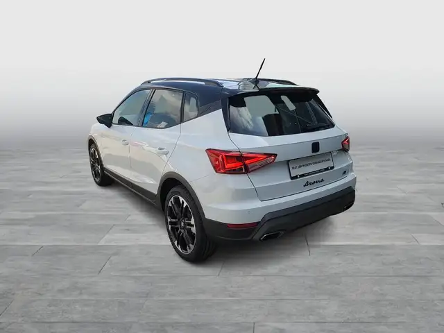 Seat Arona view 4