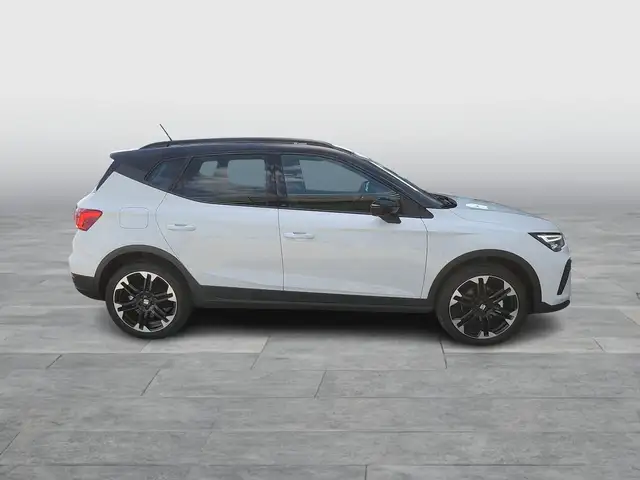 Seat Arona view 6