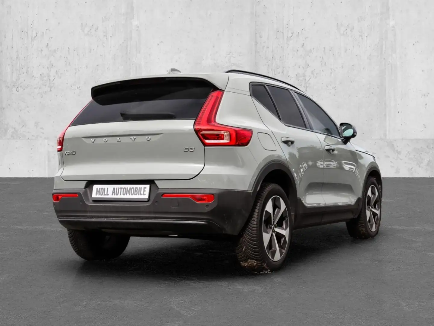 Volvo XC40 Plus Dark 2WD B3 EU6d digitales Cockpit Memory Sit Grün - 2