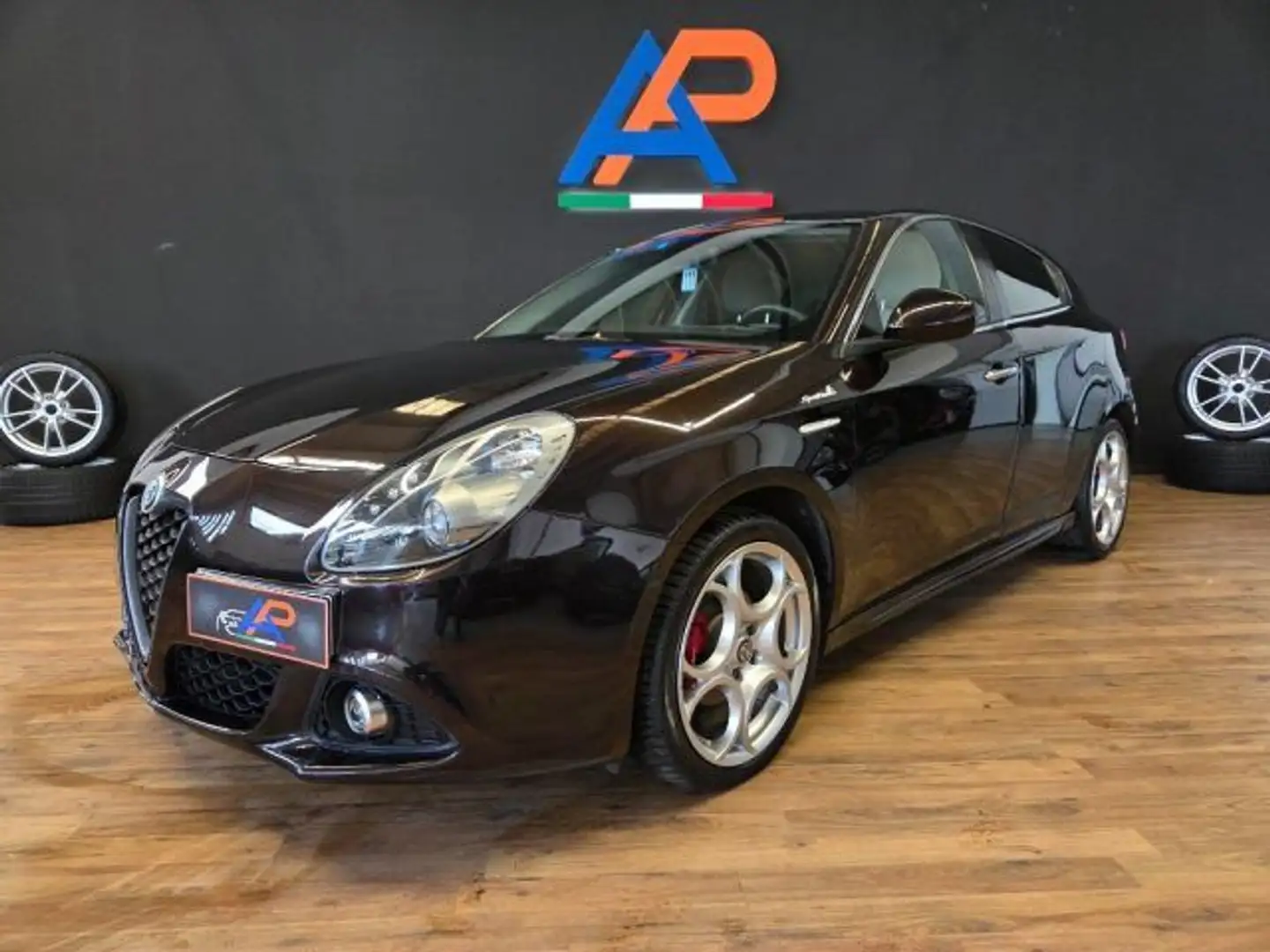 Alfa Romeo Giulietta 1.6 JTDm-2 105 CV Sportiva Marrone - 1