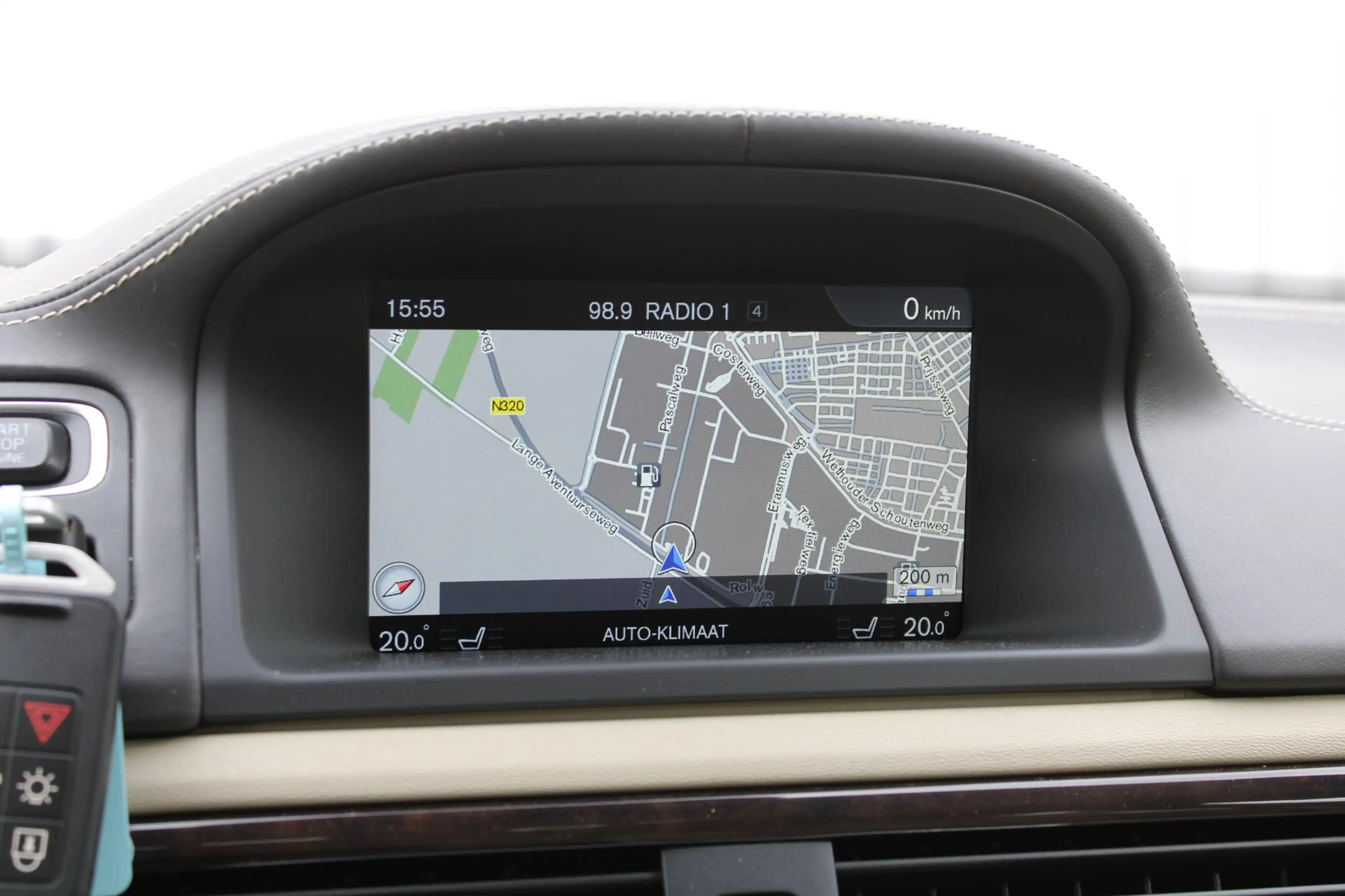 Volvo XC70 D4 FWD Inscription Edition | Schuif/kanteldak | Pa — photo 14