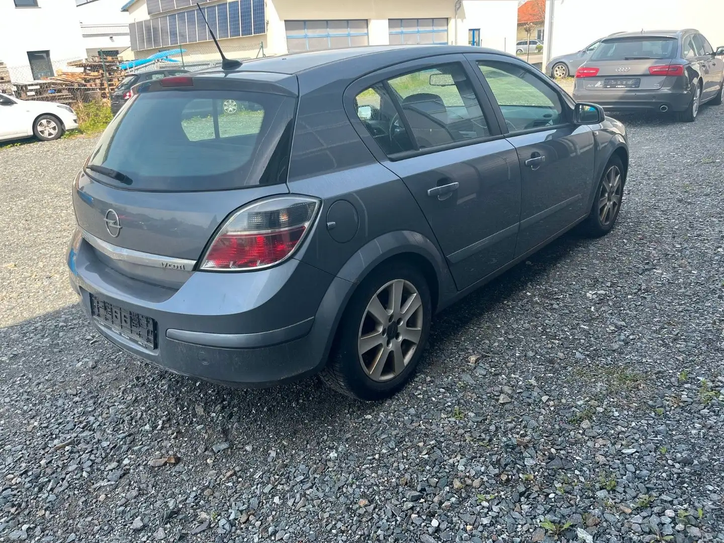 Opel Astra H Lim. Sport*2.HAND*XENON*6-GANG*ALU* Gris - 2