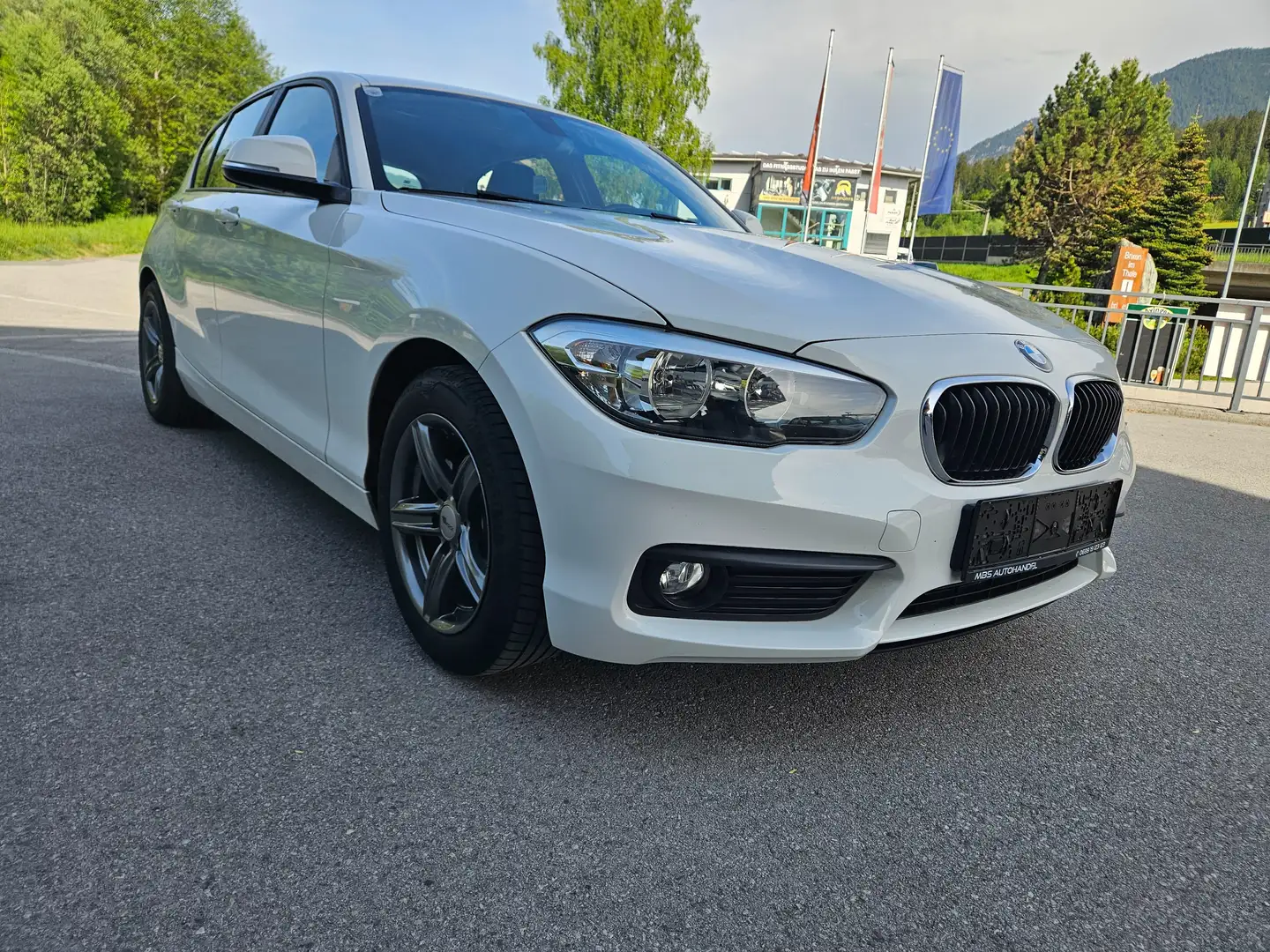BMW 116 116 d Efficient Dynamics Advantage Weiß - 1
