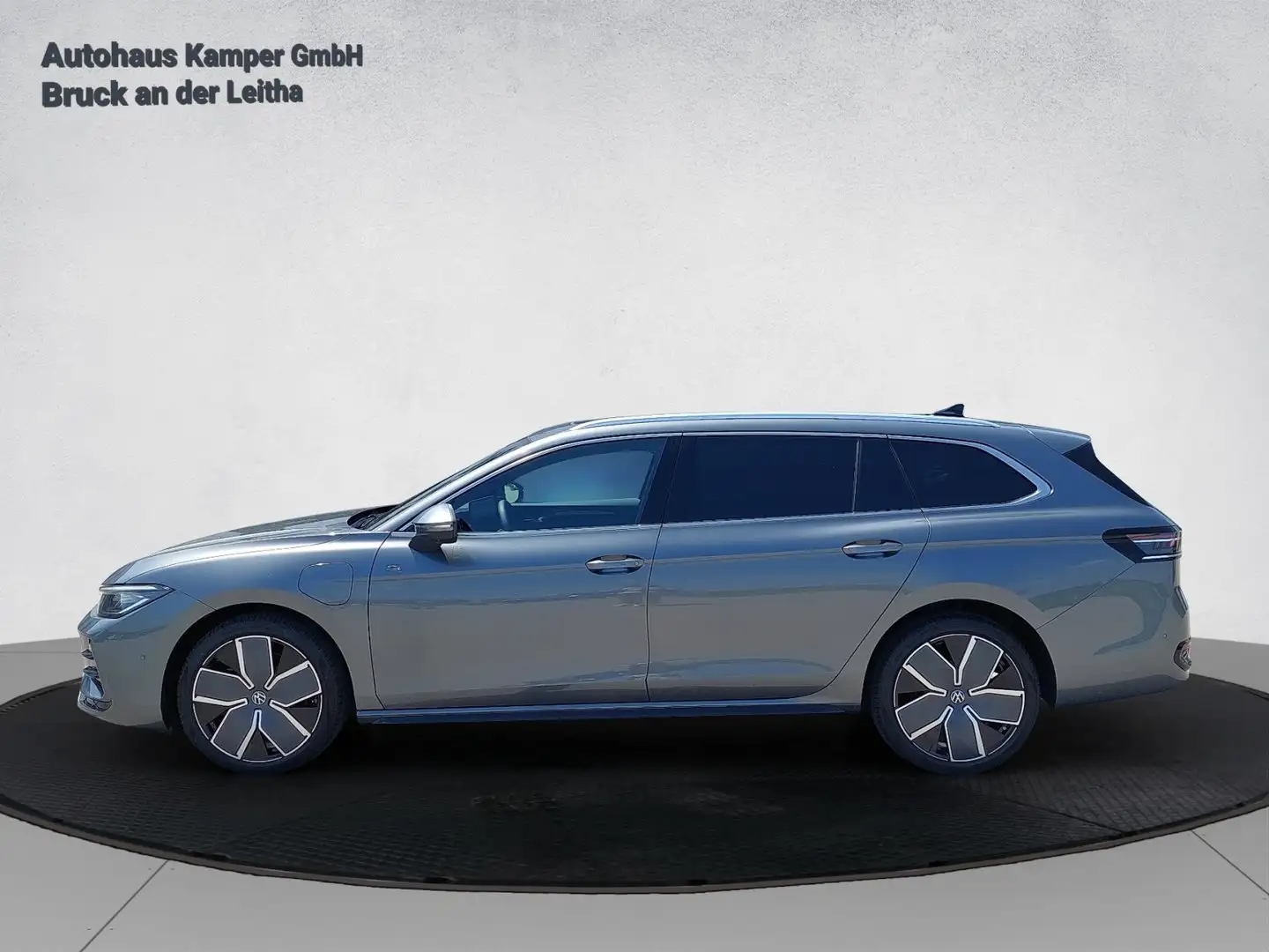 Volkswagen Passat Variant Sport eHybrid 150kW Grau - 2