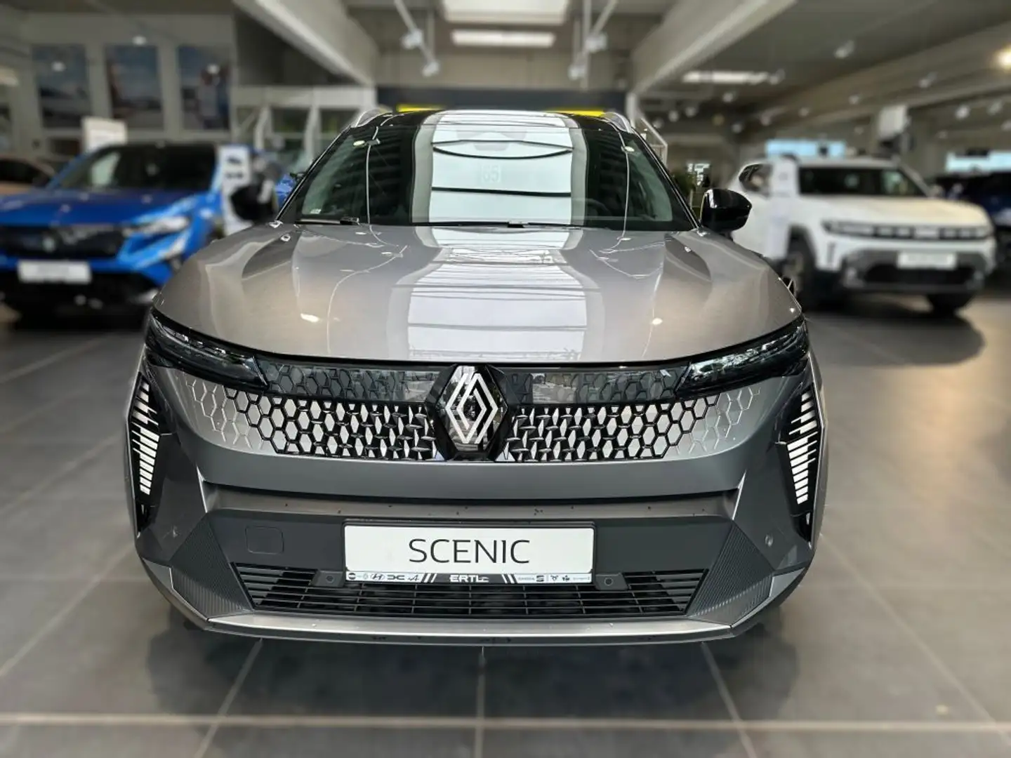 Renault Scenic E-Tech 100% Techno 220PS Long Range Grau - 2