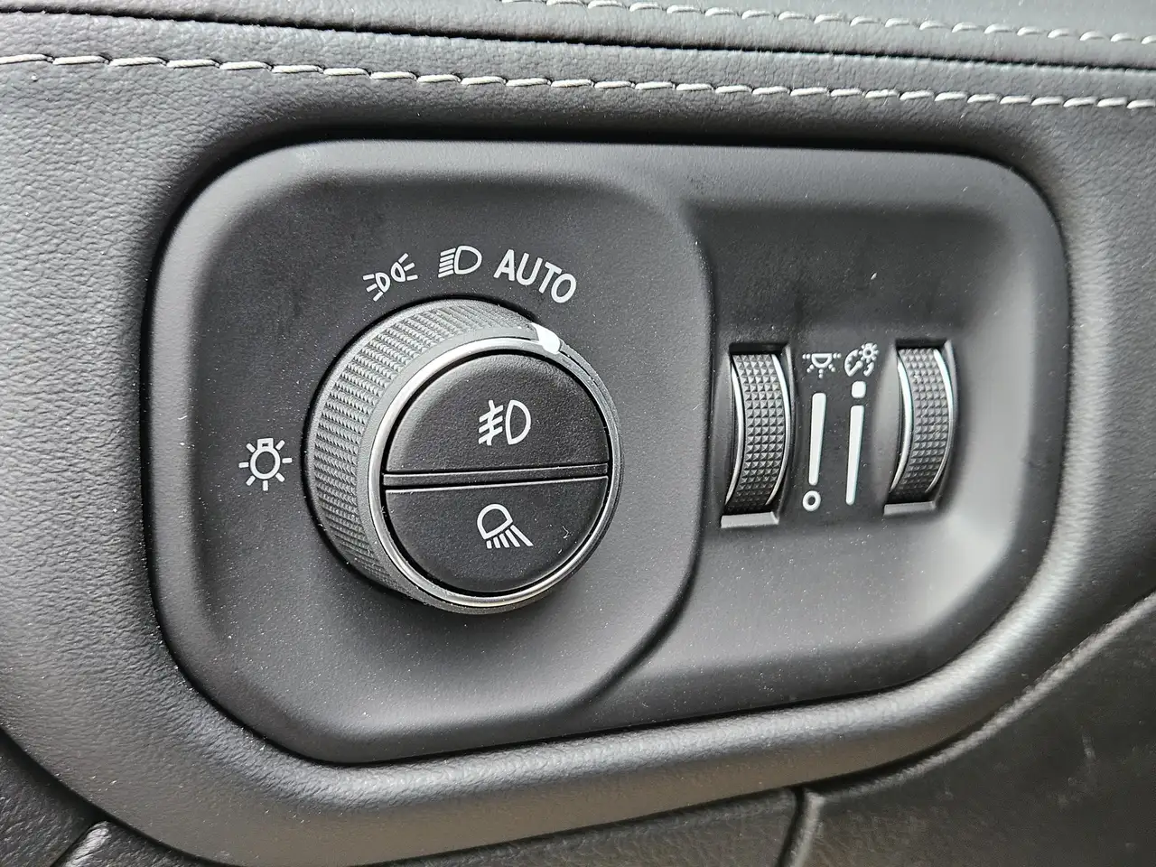 RAM 2500 photo RAM 2500