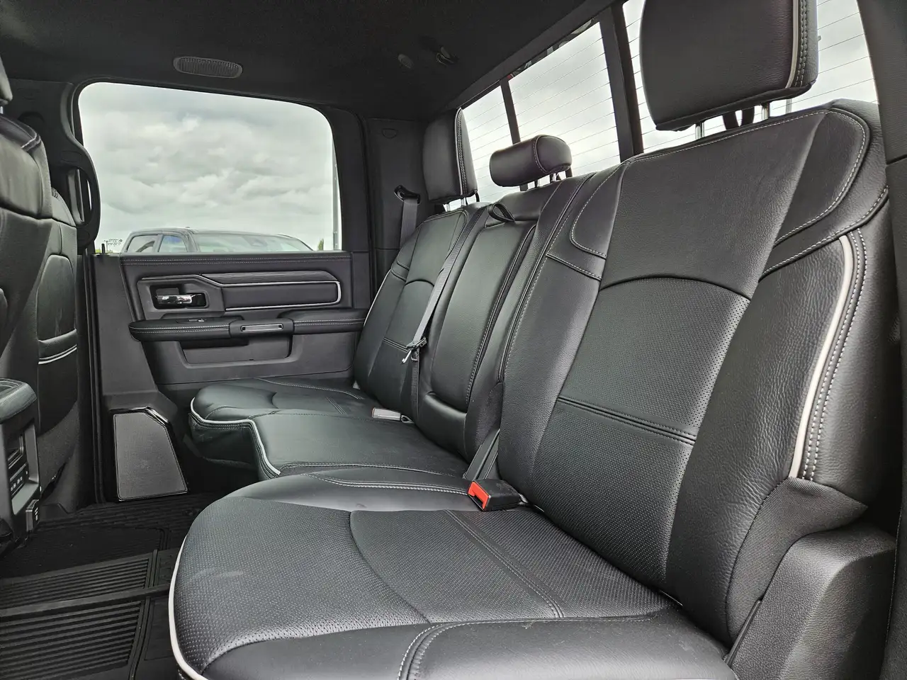 RAM 2500 photo RAM 2500
