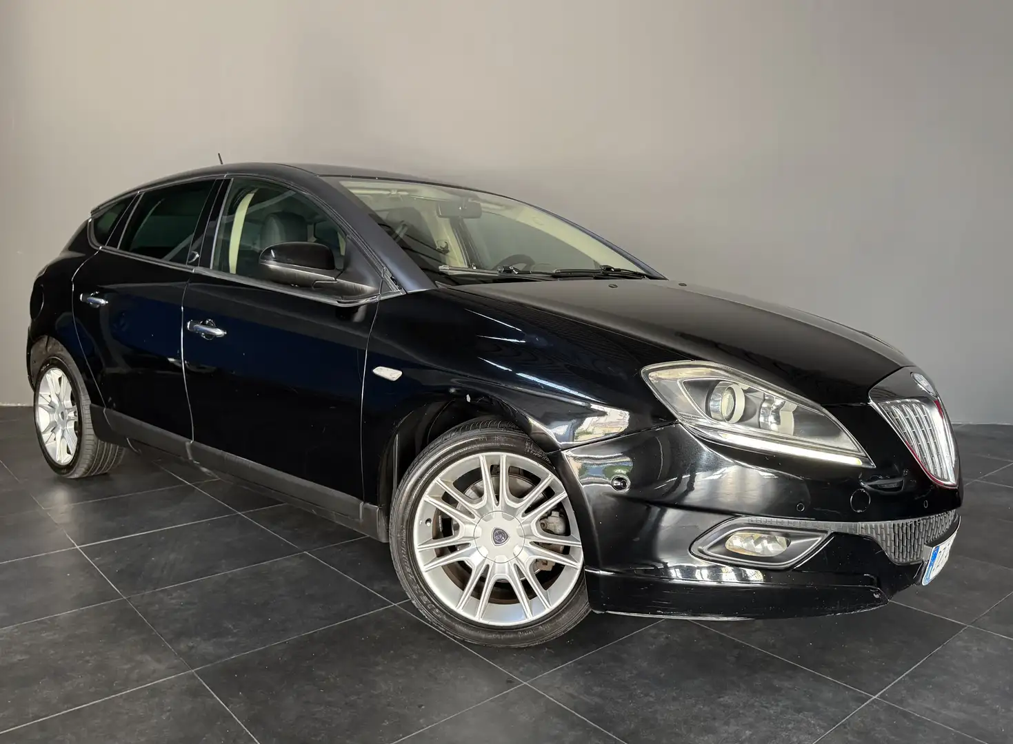 Lancia Delta 2.0 mjt Executive 165cv TAGLIANDI CERTIFICATI - 1