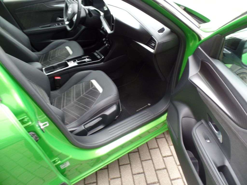 Opel Mokka E