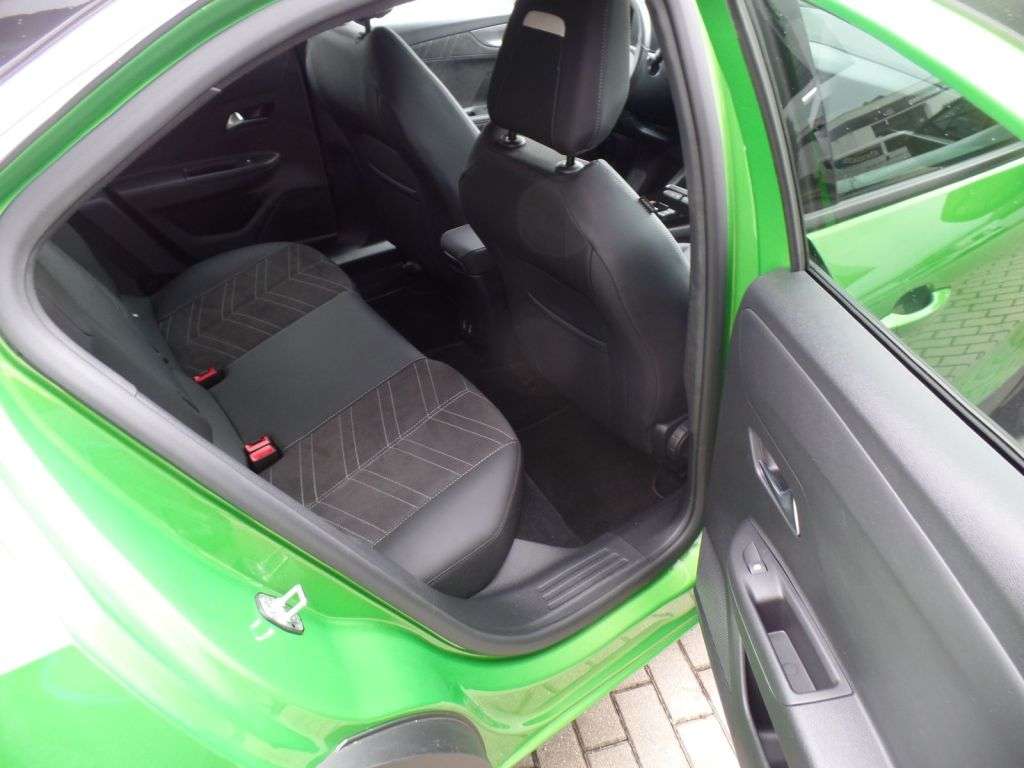 Opel Mokka E