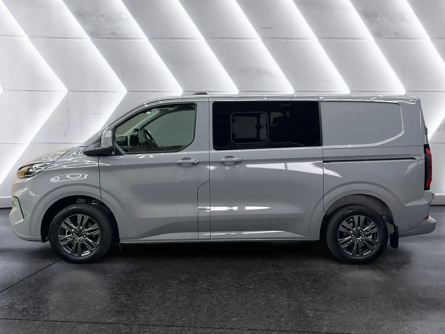 Ford Transit Custom L1 Limited | DoKa | 6-Sitze | Automatik | sofort Grau - 2