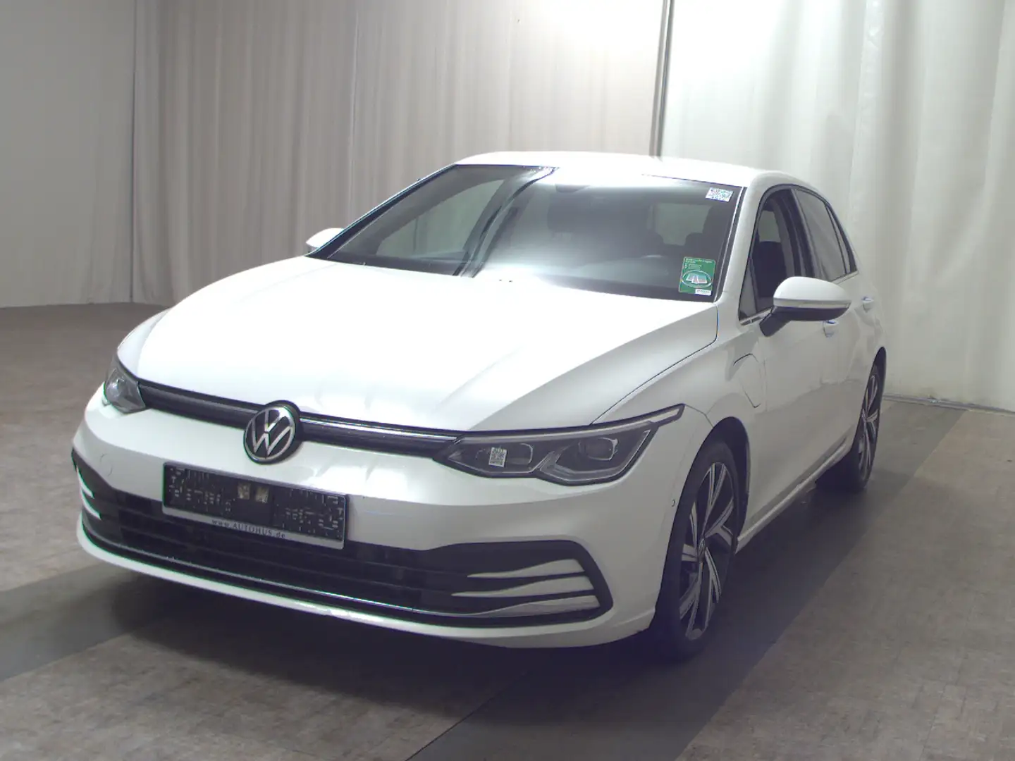 Volkswagen Golf -8 1.4 TSI eHybrid Style Navi LED RFK Sthzg Weiß - 2