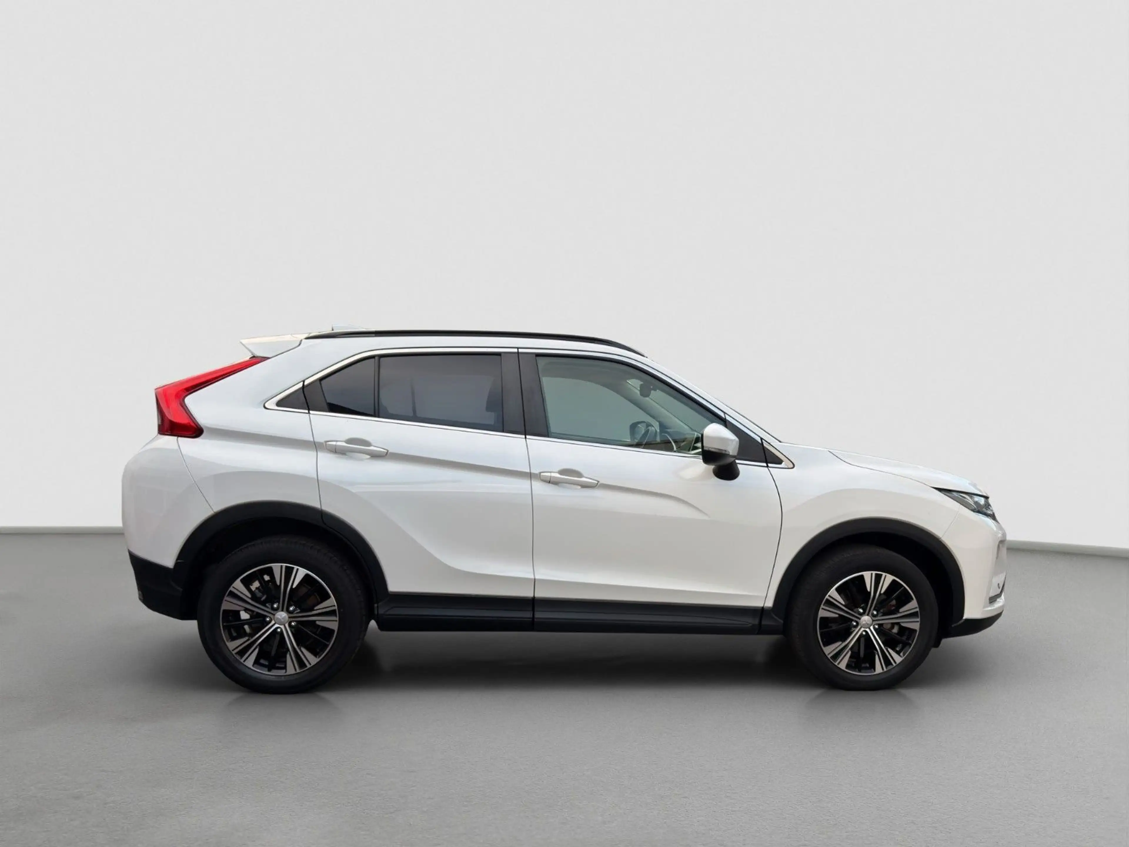 Mitsubishi Eclipse Cross Diamant Edition 2WD*1.Hand*Kamera* — photo 8