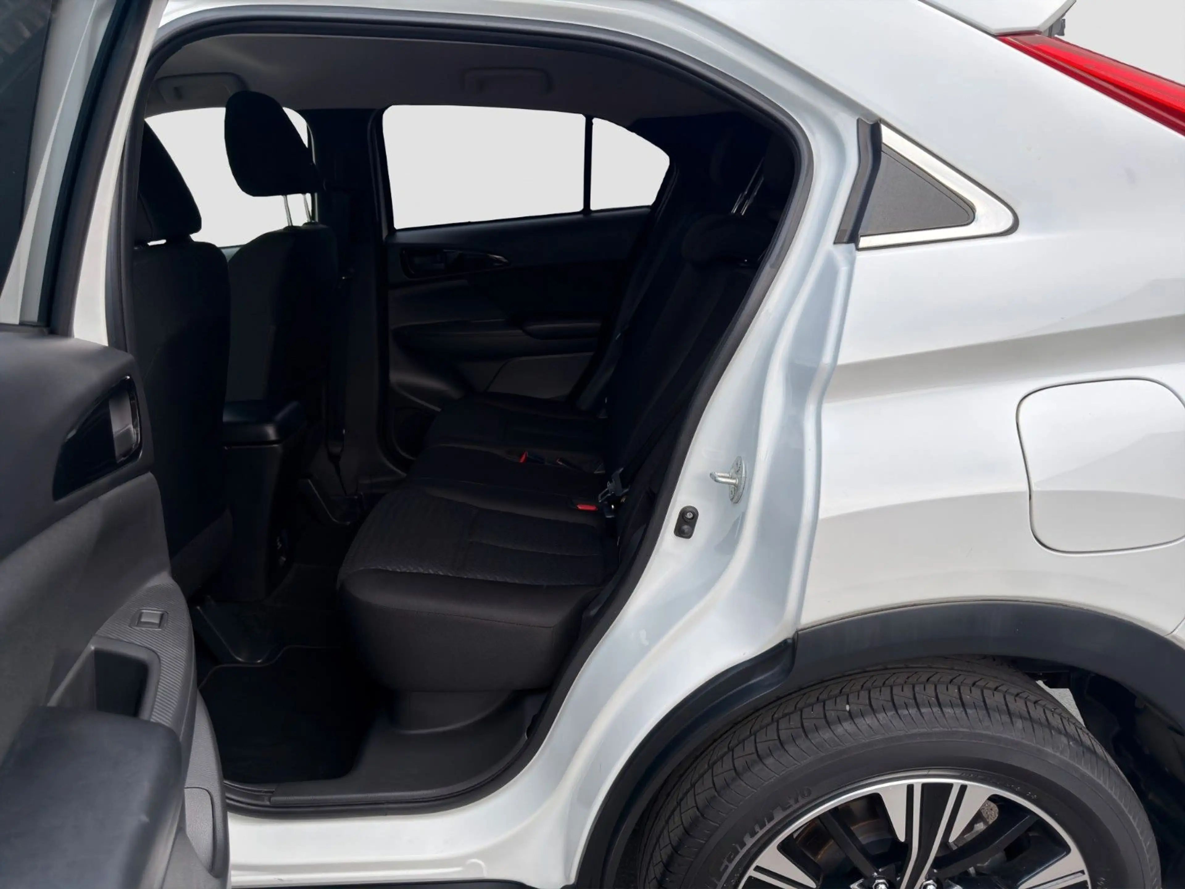 Mitsubishi Eclipse Cross Diamant Edition 2WD*1.Hand*Kamera* — photo 10