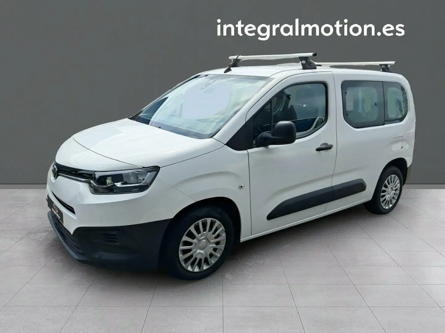 Toyota Proace City Verso Combi 1.5 100CV GX MY20 Blanco - 1