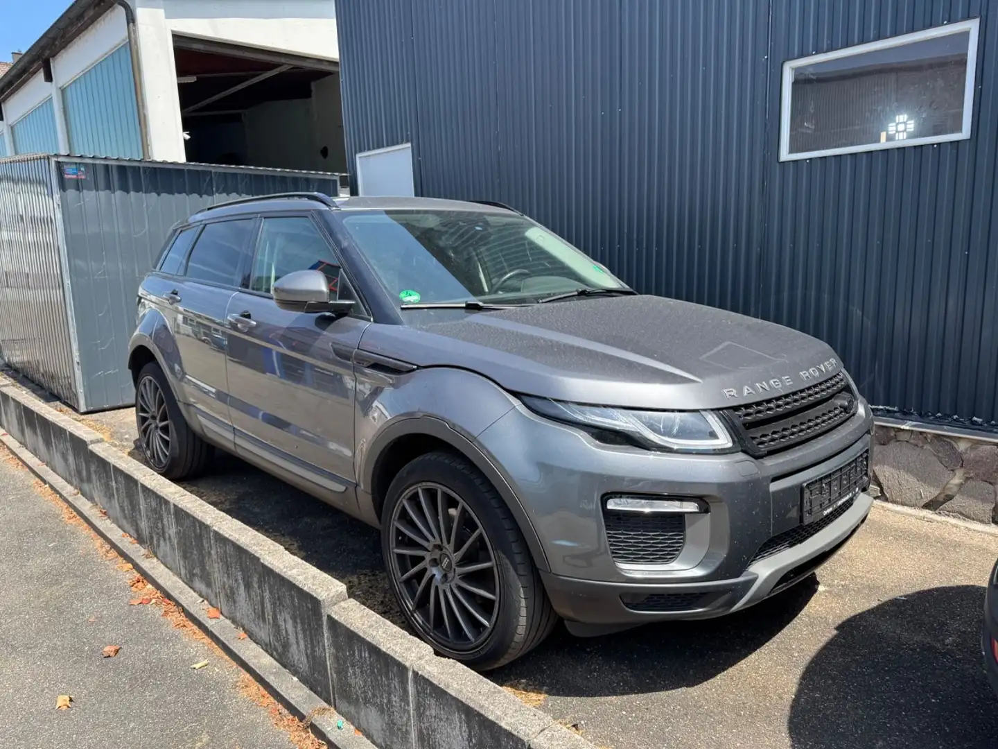 Land Rover Range Rover Evoque SE Pano Xenon Kame Navi Leder Grau - 2