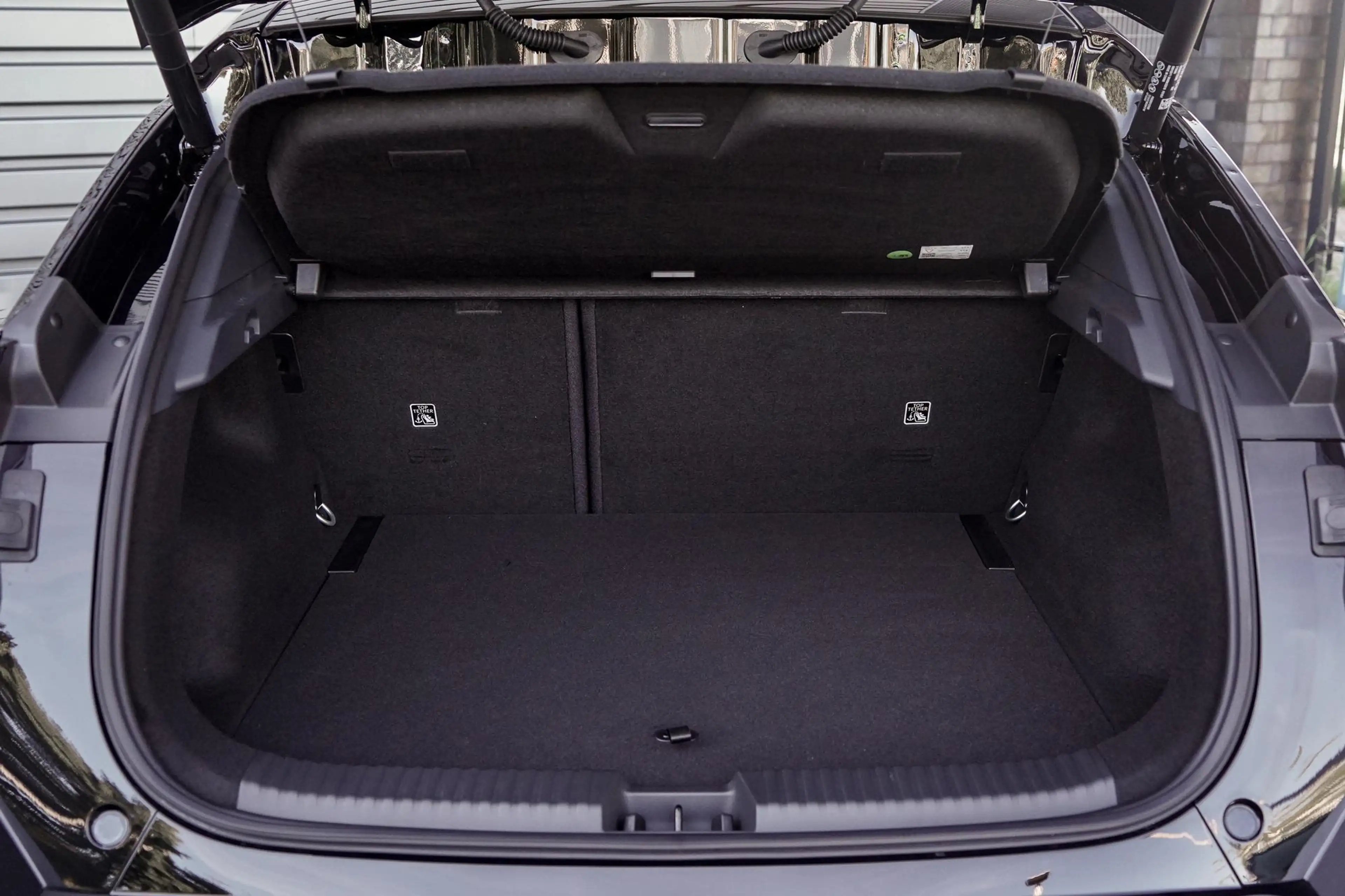 Lynk & Co 02 Business Edition 66 kWh | 19 inch | Multifunctione — photo 10