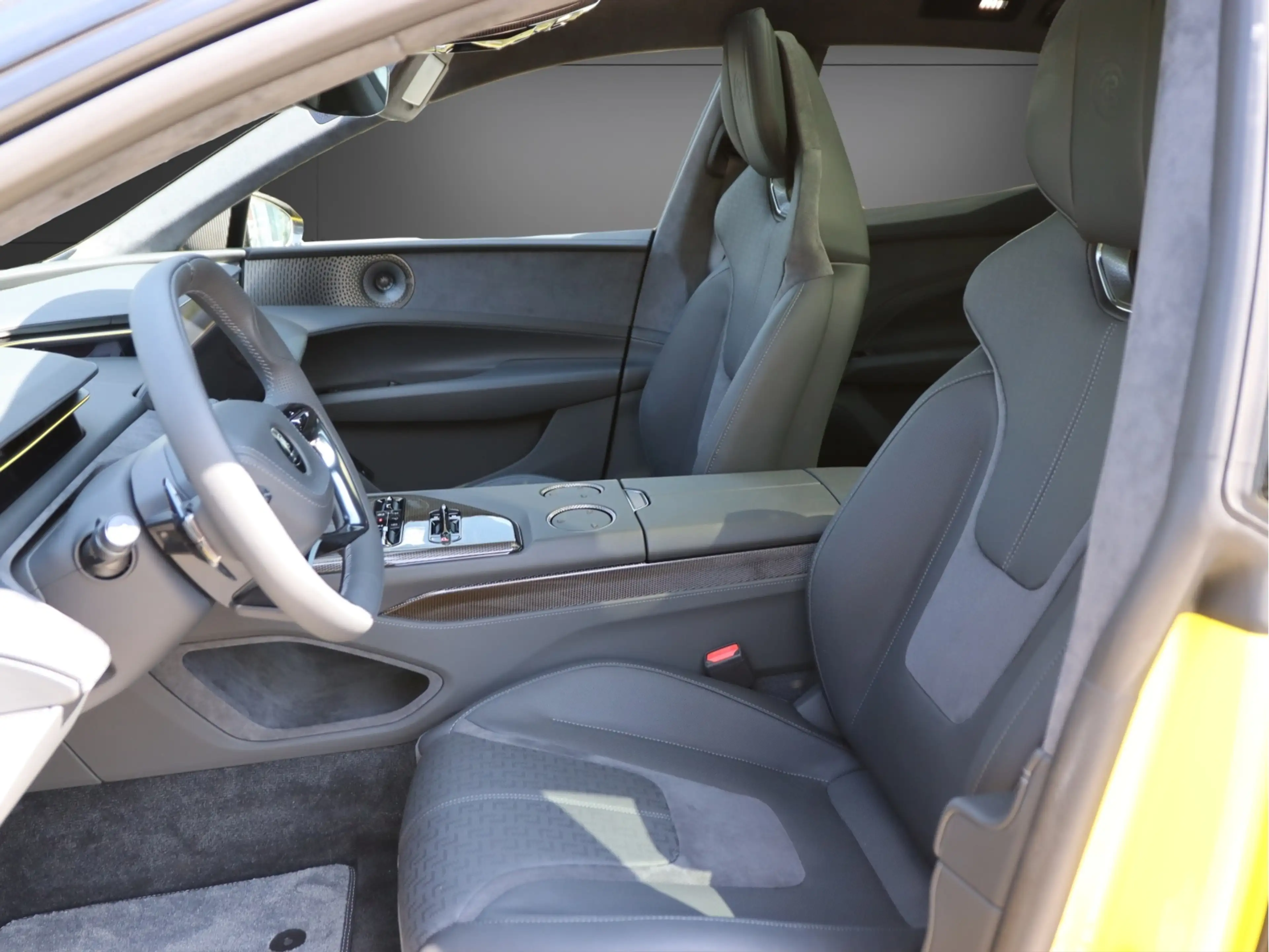 Lotus Emeya S *Lotus Leipzig* *Executive Seats* — photo 5