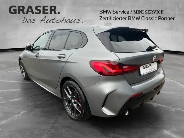BMW I view 3