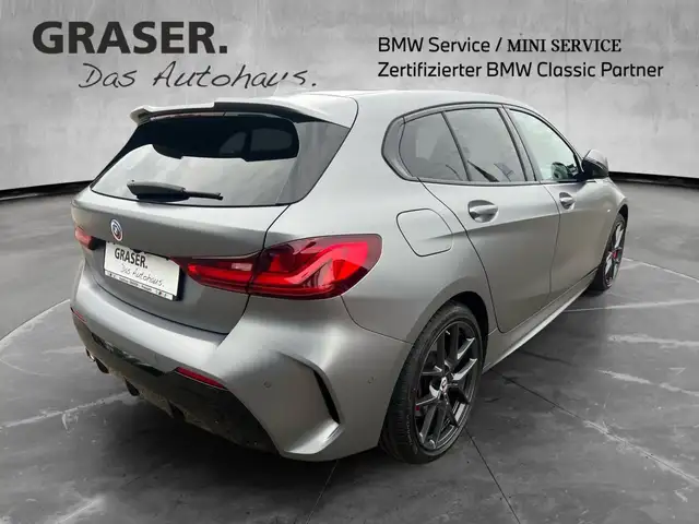 BMW I view 6