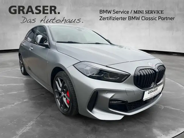 BMW 1 Series view 9