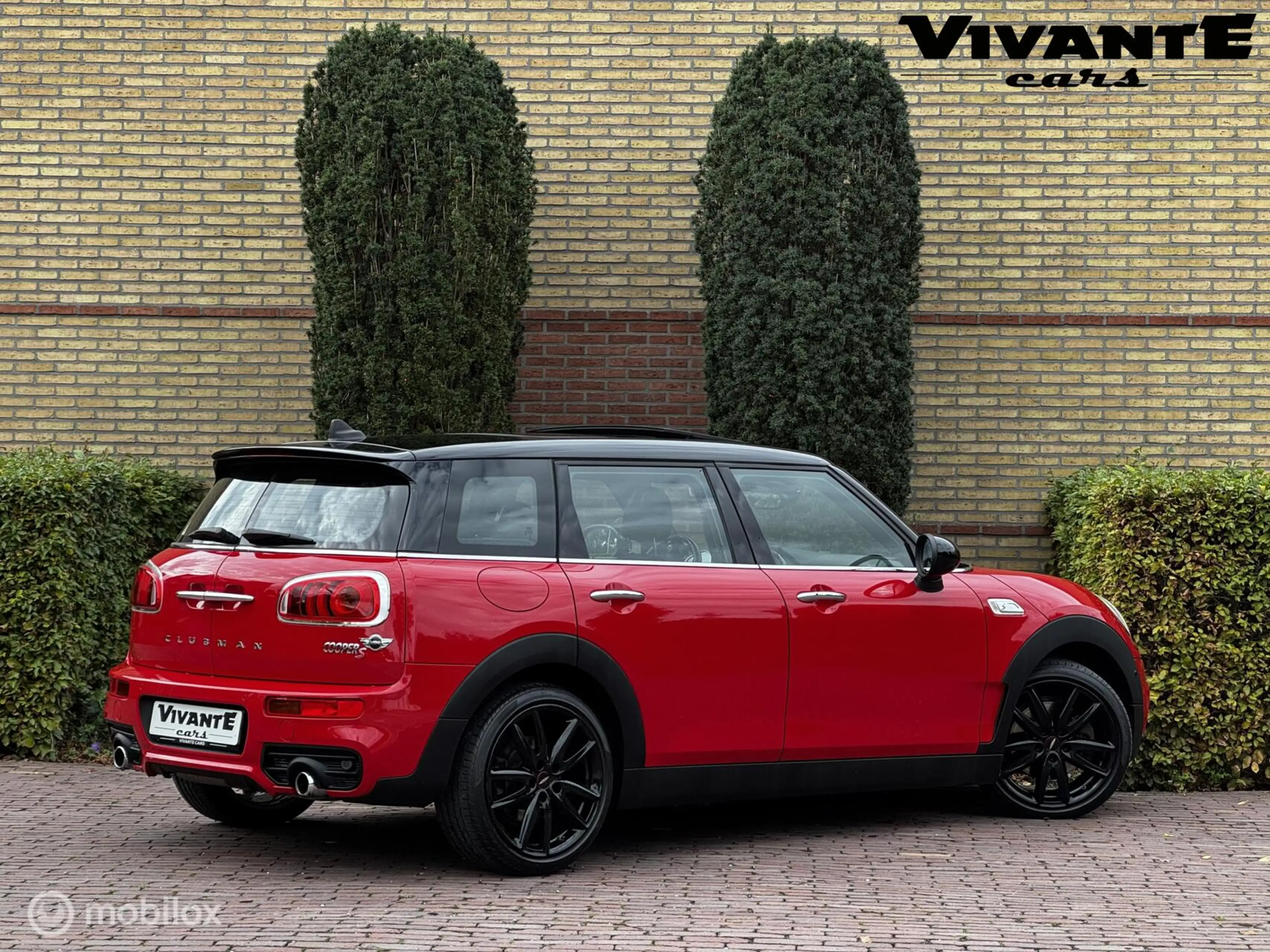 MINI Cooper S Clubman 2.0 Chili Serious Business JCW-Pakket*Pano — photo 2