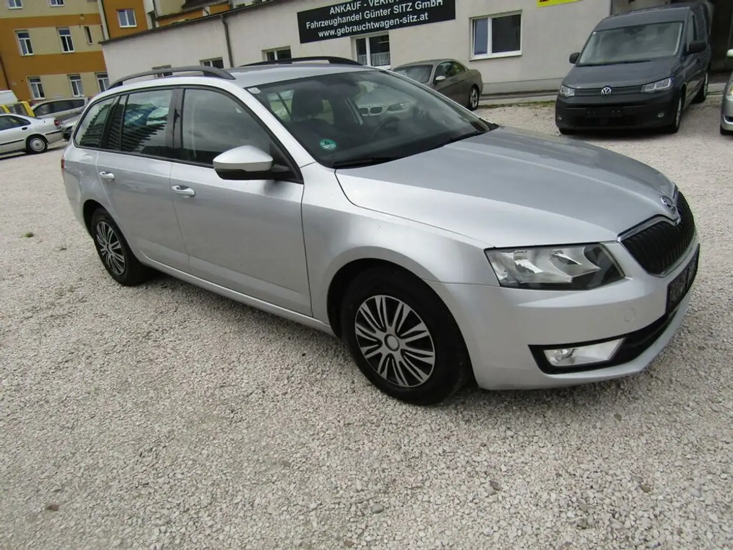 Skoda Octavia Active Grijs - 2