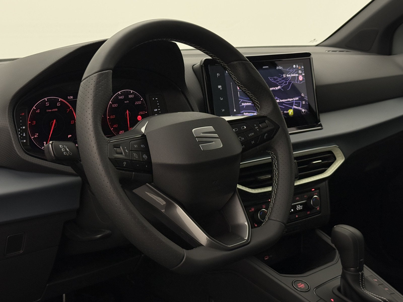 SEAT Arona Arona 1.5 TSI DSG Black Ed.+CAM+NAV+LED+ASSISTS+ — photo 37